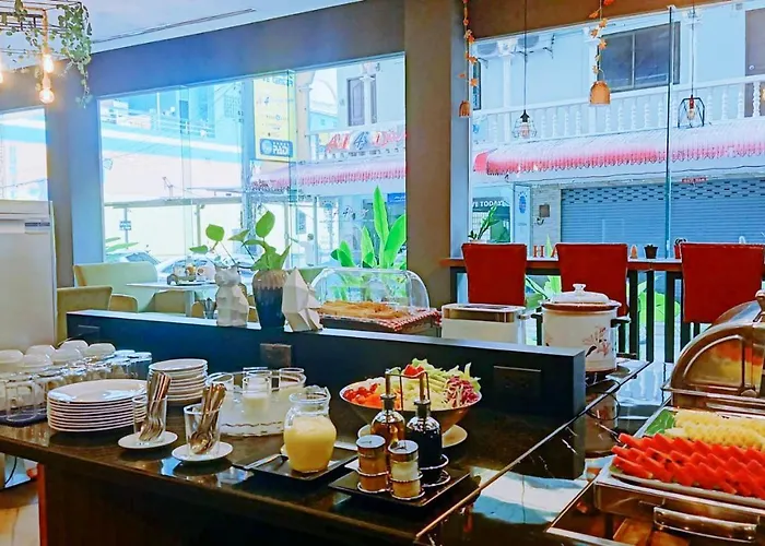 C & N Hotel Patong, Phuket